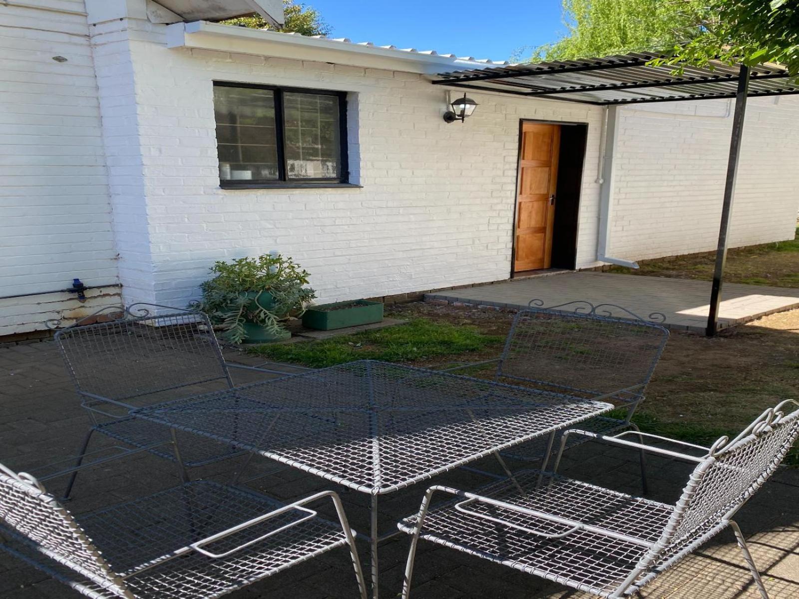 Aloe Guest Rooms Bloemfontein Exterior photo
